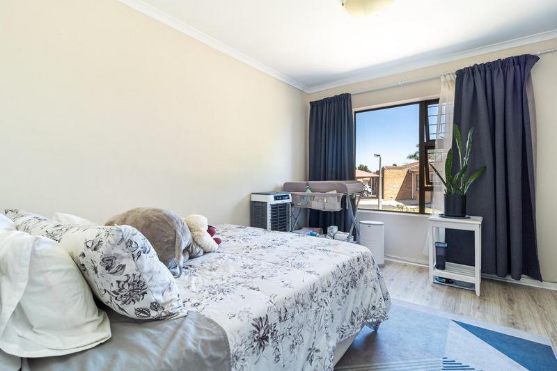 2 Bedroom Property for Sale in Sonstraal Heights Western Cape